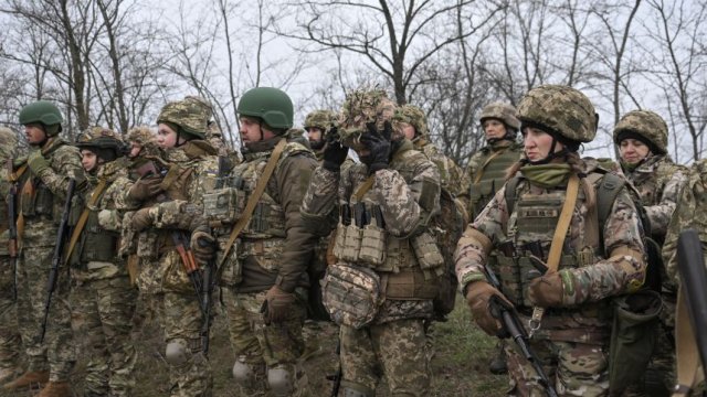 СМИ узнали судьбу подписавших «молодежный» контракт с ВСУ украинцев