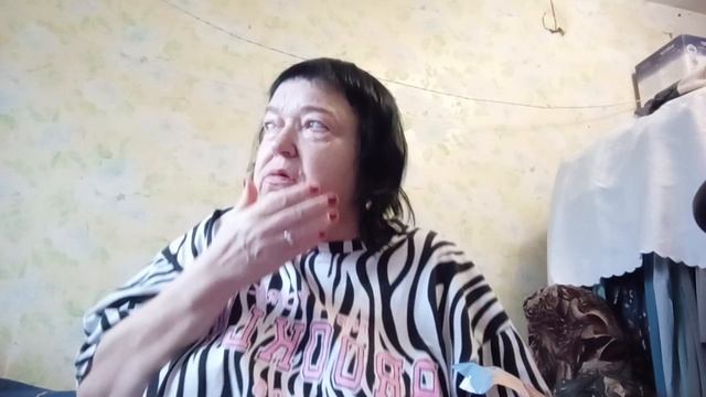 04-12-2025  распаковка чек. лалала. ваша попрашайка сплетница