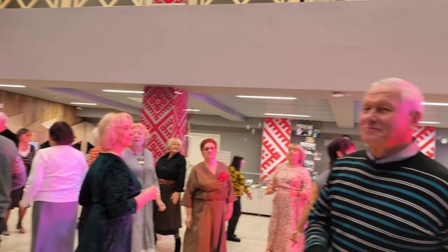 Белые нити...... 06.12.25.