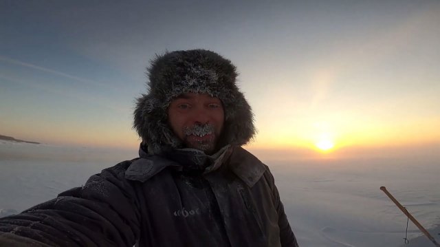 Рыбалка в -41. Ловля налима на Енисее. 36