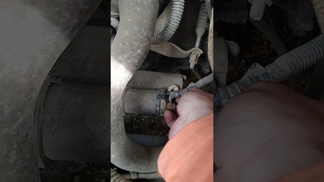 Приора не заводится. (Устранение причины)