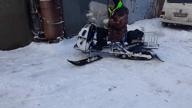 миниснегоход хаски 13л.с.после рыбалки.