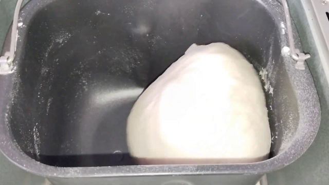 Французский хлеб. Полный процесс выпечки в хлебопечке.