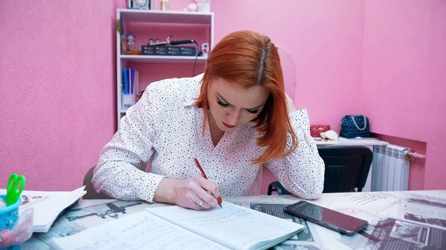 ПОЦЕЛУЙ ПРИ ВСЕХ! Прямо ВО ВРЕМЯ УРОКА!