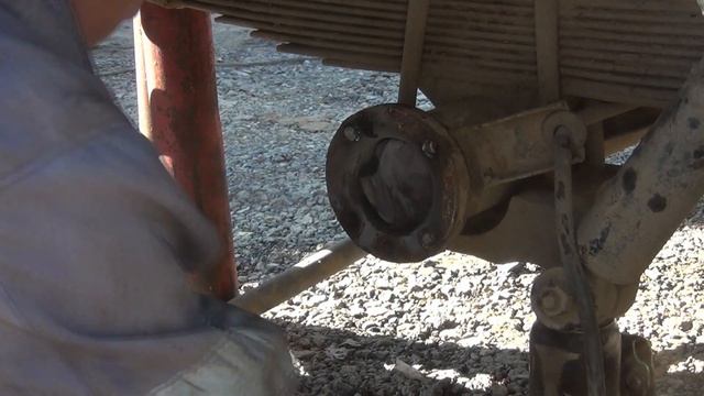 УАЗ.  Замена шкворней на коленках.