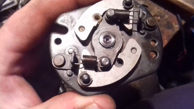 Одна из редких поломок трамблера ВАЗ Классика.