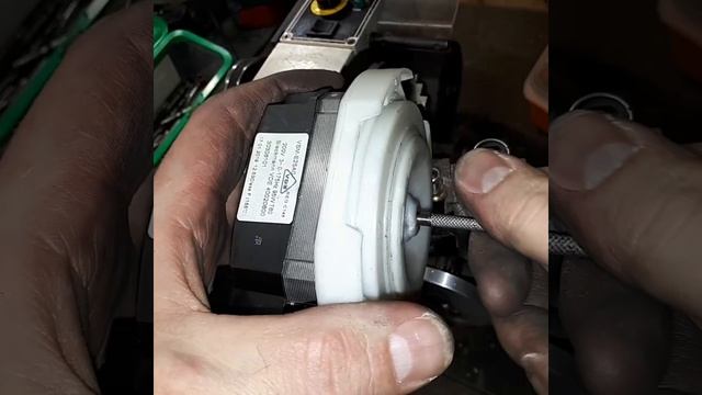 Ремонт насоса посудомоечных машин Бош, Индезит, Аристон.