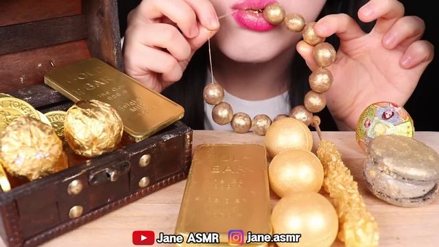 ASMR GOLD FOOD *TREASURE CHEST, GOLD BAR, GOLD NECKLACE 골드바, 금괴, 보물상자, 금목걸이 먹방 JANE ASMR 제인