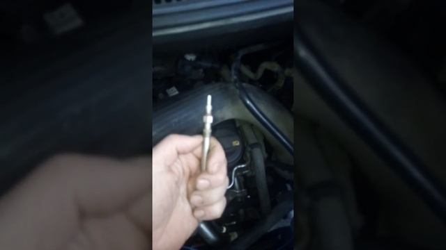 Замена свечей накала на Фольксваген Каравелла Т5 2.0