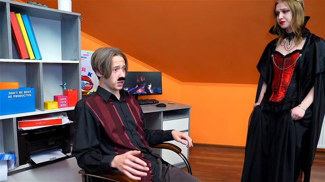 Принцесса Влюбилась в Бездомного Вампира! Вампиры Рушат Королевскую Семью!