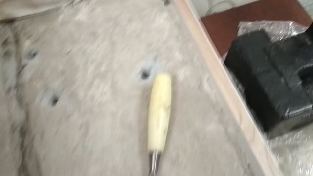 Отделка бетонной лестницы с забежными ступенями деревом