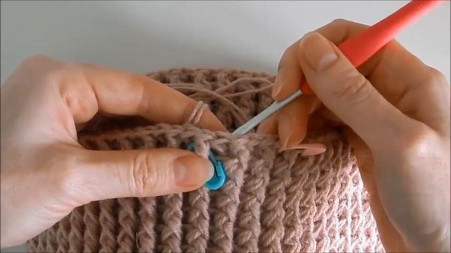 ТРЕНД СЕЗОНА Теплая шапка - ушанка крючком на осень, зиму | Мастер - класс подойдет для начинающих