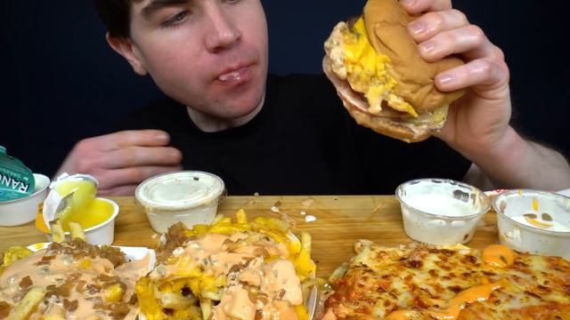 ASMR MUKBANG ANIMAL STYLE IN-N-OUT DOUBLE BURGERS EXTRA CHEESE PIZZA & FRIES | WITH CHEESE & RANCH