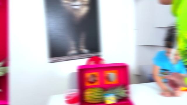 Челлендж - угадай что в коробке ?