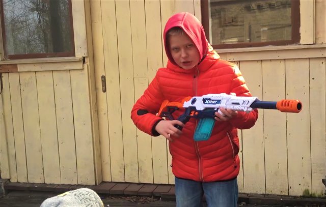 Войнушка в реальной жизне НЁРФАМИ. Видео про нерфы для детей