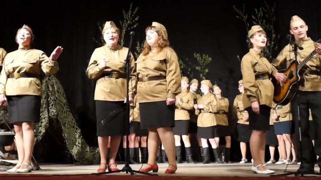 Давно мы дома не были.