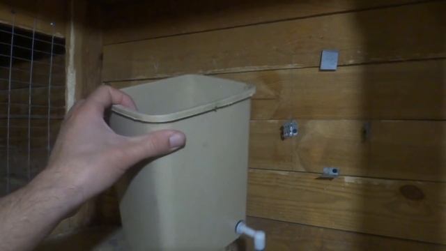 КРОЛИКОВОДСТВО \Поилка СВОИМИ РУКАМИ для кроликов