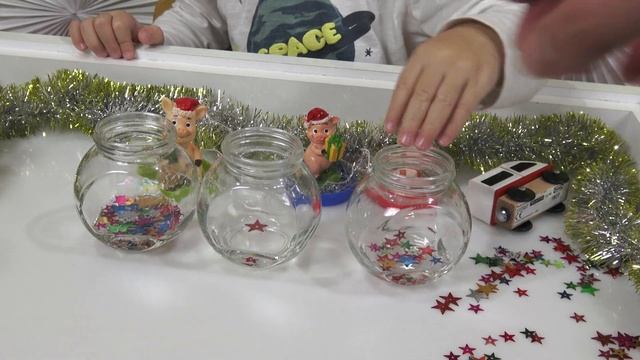 Как сделать СНЕЖНЫЙ ШАР Подарок на Новый Год своими руками