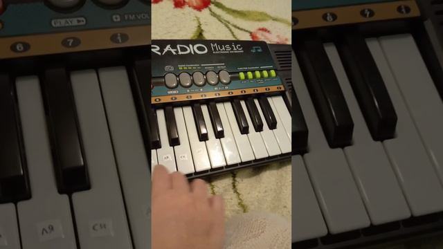 Играю на пианино Хоровод