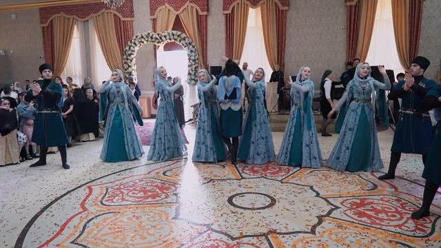 Кумыкский танец. Бийив. Ансамбль "Темирхан-Шура"