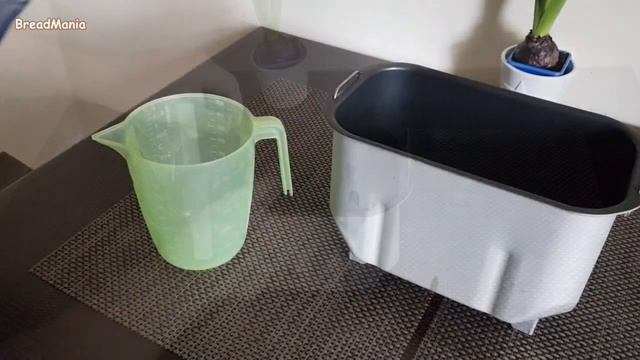 Хлебопечь Gorenje BM 1210BK Видео обзор | Распаковка и первое выпекание хлеба | bread machine