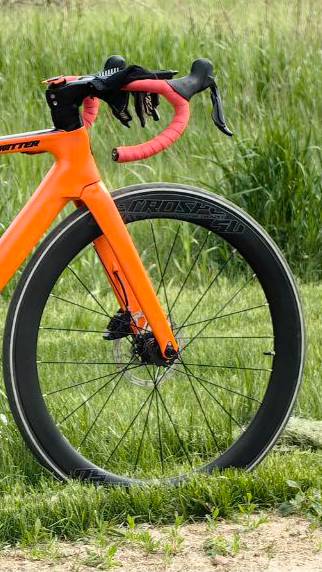 Китайский карбон Twitter r12 pro после 3000 пробег