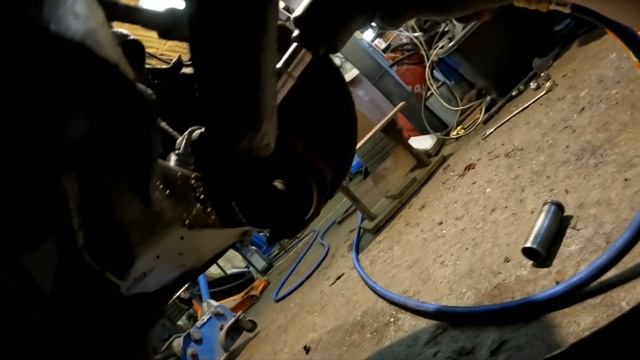 замена передних амортизаторов ниссан пайтфандер r51