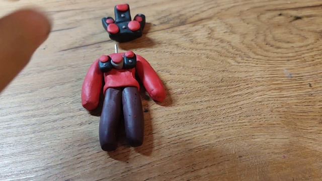 как слепить поломанного спикермена титана/Глюк Титанович