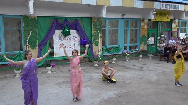 Традиционный индийский танец. Джими, Джими, Джими, ача, ача, ача