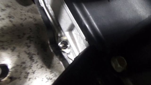 Замена свечей накала Хендай Гранд Старекс