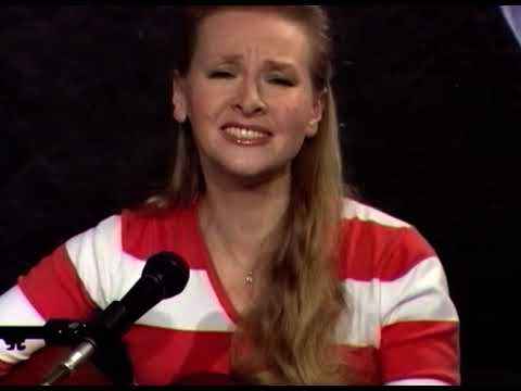 Б. Окуджава, После дождичка. Поёт Галина ХОМЧИК