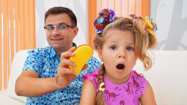 Диана и Папа одни дома Видео для детей / Papa Left Alone With Diana video for kids
