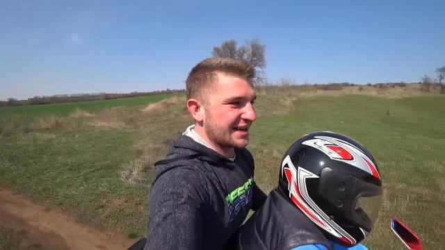 УЧУ МЛАДШЕГО БРАТА ЕЗДИТЬ НА МОТОЦИКЛЕ !!!