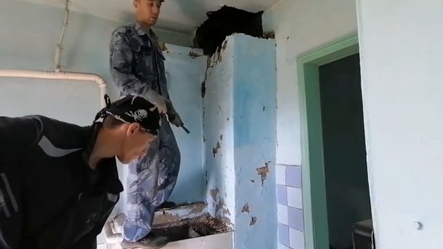 Разбор дымохода или убираем старую печь