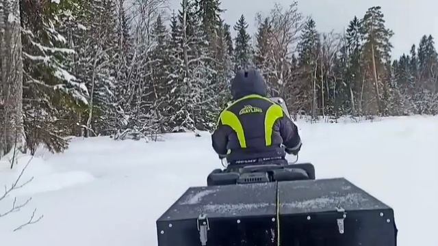 Зимняя рыбалка на Онежском озере с ночёвкой. .mp4