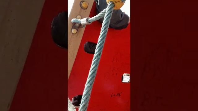 Как сломать себе ногу за 5минут?