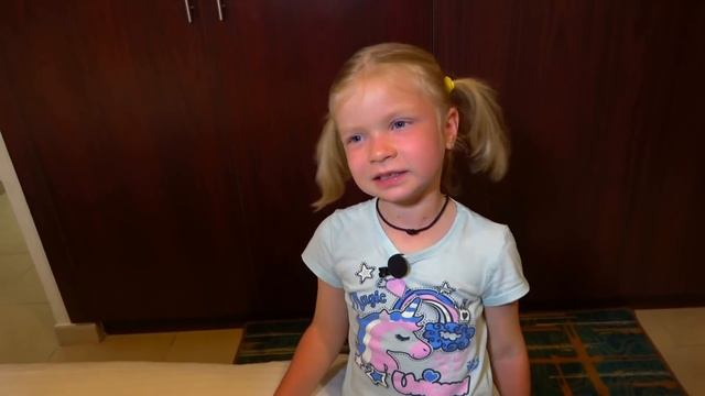 ПЕРЕГРЕЛИСЬ НА СОЛНЦЕ. СОФИЯ УХАЖИВАЕТ ЗА ПАПОЙ. СОФУНЬЯ ШАЛУНЬЯ