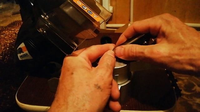 Станок для заточки пильных цепей Rezer EG 180-C. Краткий обзор. Первый опыт заточки пильной цепи.