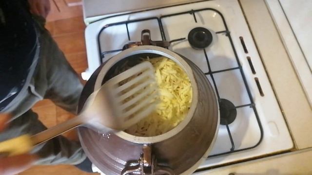 Щи из свежей капусты в афганском казане рецепт