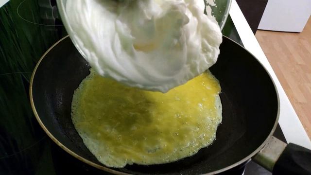 САМЫЙ ПЫШНЫЙ ОМЛЕТ ПУЛЯР НА СКОВОРОДЕ/ ОМЛЕТ БЕЗ МОЛОКА/ КАК ПРИГОТОВИТЬ ПЫШНЫЙ ОМЛЕТ