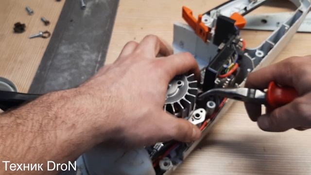 Вот что происходит если аккумуляторной пилой пилить мясо!Последствия неправильной эксплуатации!