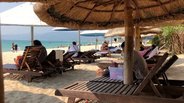 Пляж бухты Ялунвань о.Хайнань