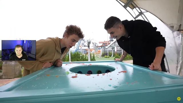 А4 ► 100 ЛЕДЯНЫХ КНОПОК и ТОЛЬКО ОДНА ТЕБЯ СПАСЕТ ! - Реакция