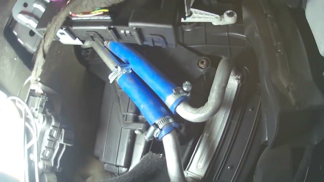 Джили Эмгранд 7 замена радиатора печки