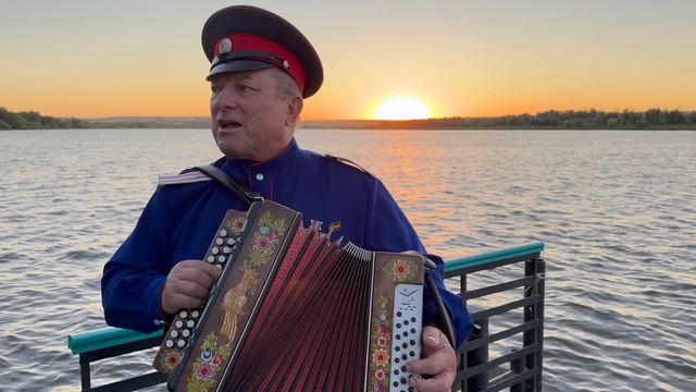 По Дону гуляет казак молодой #казак #казачьяпесня #казак #дон #песня #фольклор