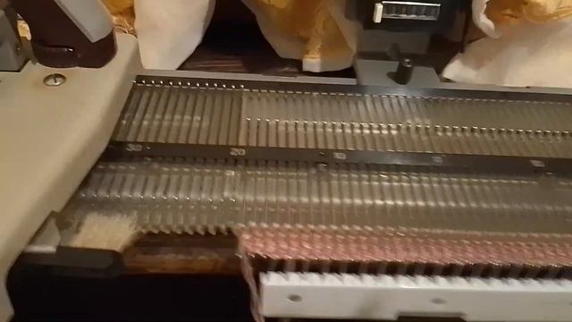 установка каретки от  вязальная машина Нева 6 на вязальную машину Нева5