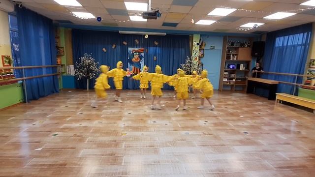 МДОБУ детский сад 120 Калинка.
Тематический танец "Переполох"