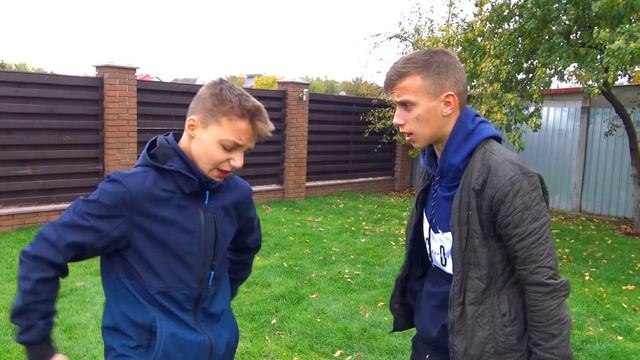 КАПА ПРИНЯЛА УДАР В ГОЛОВУ МЯЧОМ!!