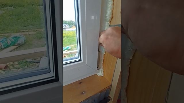 регулировка створки стеклопакета. что делать если окно не открывается.