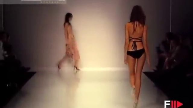 BYBLOS Spring 2004 Milan - Fashion Channel